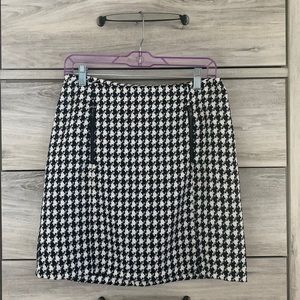 Suzy Shier Skirt